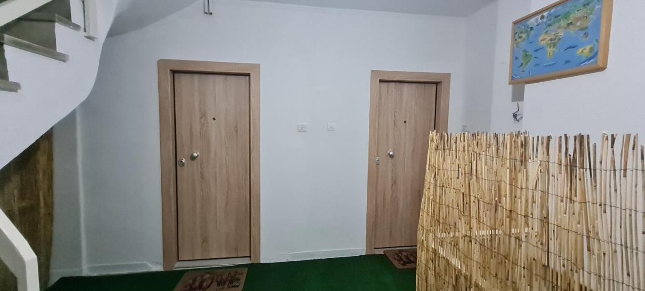 Cozy Apartment With Garden Near Town Center, Fully Renovated. Athen Exterior foto